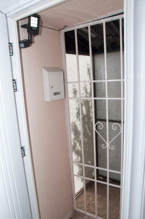 Bistrik Rose Apartment SJJ Extérieur photo