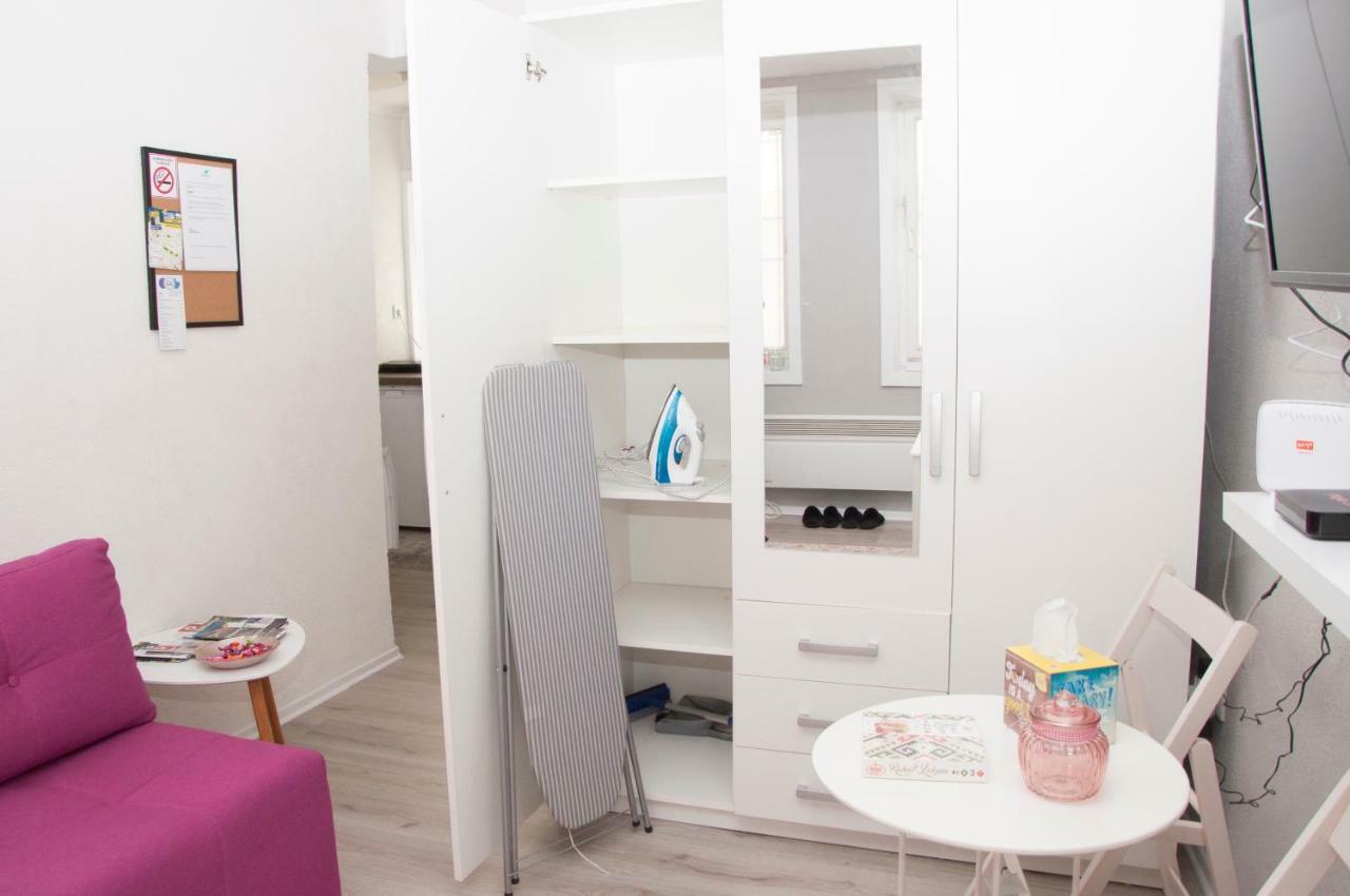 Bistrik Rose Apartment SJJ Extérieur photo