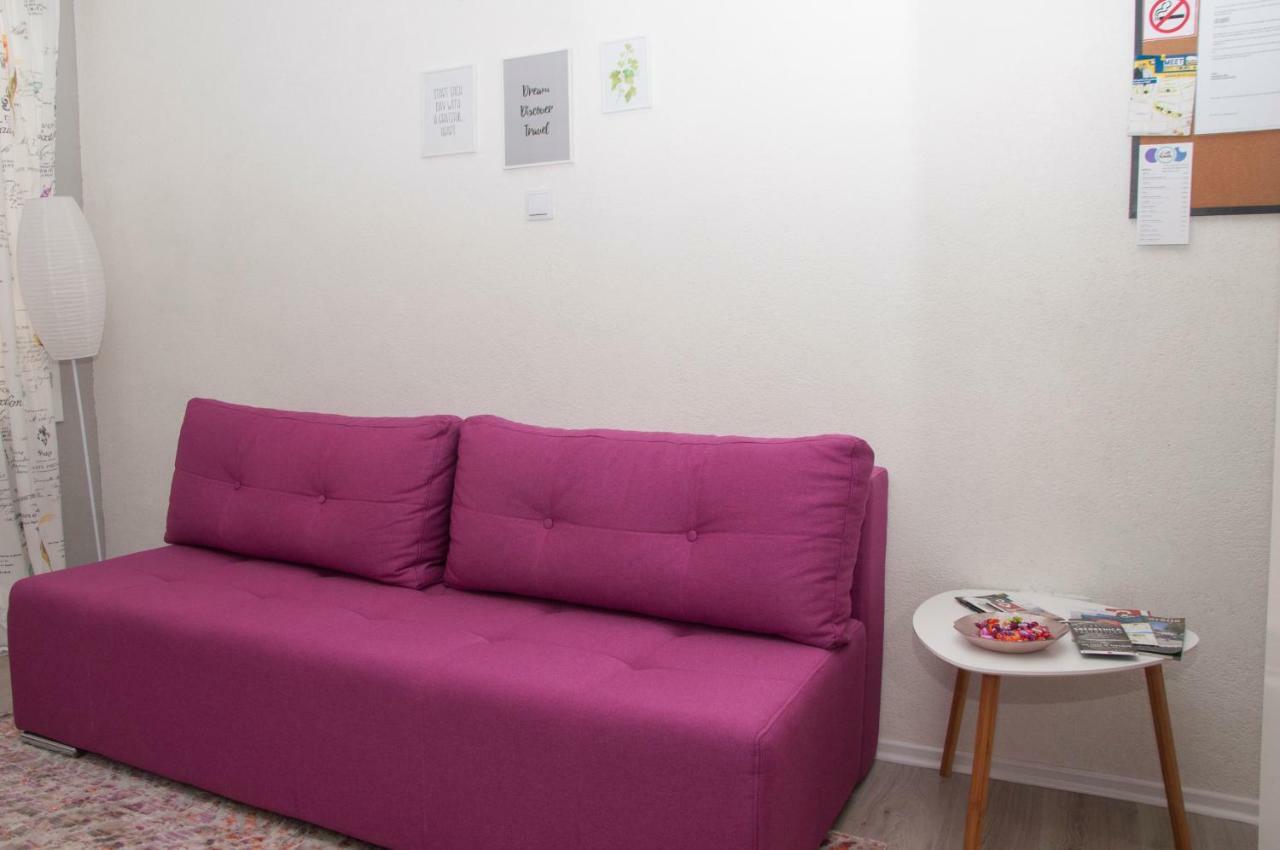 Bistrik Rose Apartment SJJ Extérieur photo